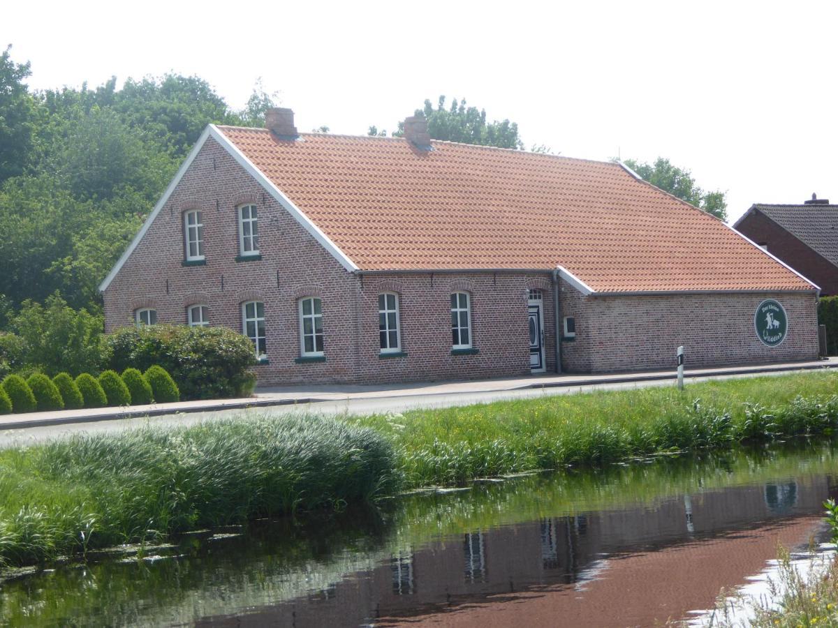 Ferienwohnung Gulf Im Gulfhof Am Kanal Grossefehn 외부 사진